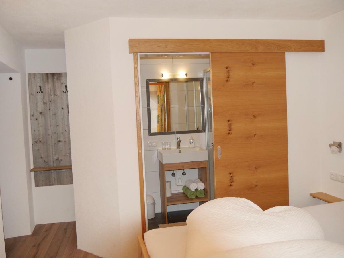 Haus Dilitz-Theiner - Bachbluete Daire Nauders Dış mekan fotoğraf